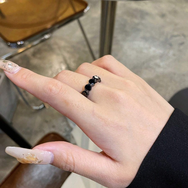 S925 Silver 7-Carat Moissanite Ring, Unisex Stylish Design